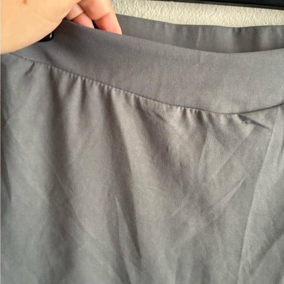 🆕Sheinbae Grey Mini Skort with Side Slit M🆕 - Picture 8 of 13